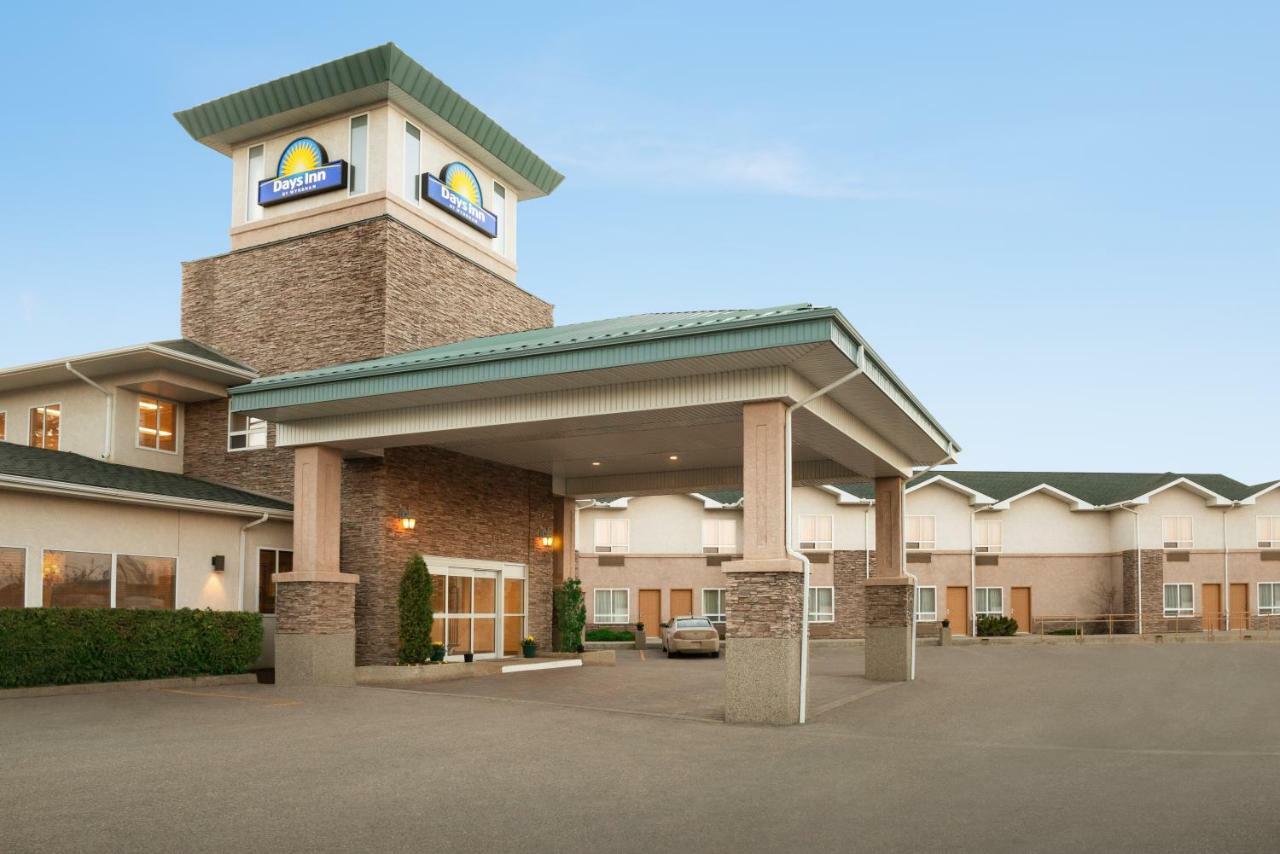 Days Inn By Wyndham Swift Current Εξωτερικό φωτογραφία